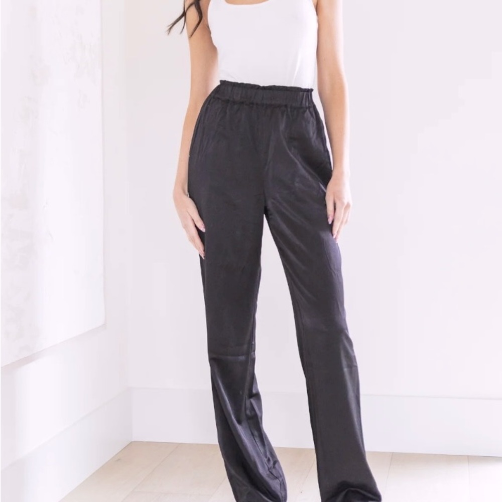 PRIV collections - London high rise loose pant